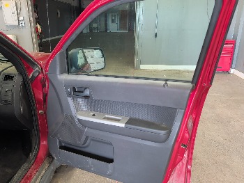 2011 ford escape xlt-fwd with 245967 miles for sale near elk-river, minnesota 106304_32_passenger_door_panel.jpg