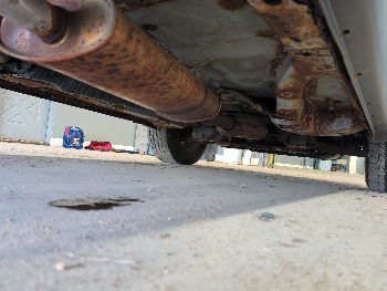 2005 ford escape xlt-4wd with 137067 miles for sale near elk-river, minnesota 106306_20_undercar_rear_pass.jpg