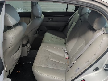 2008 kia amanti with 189860 miles for sale near elk-river, minnesota 106314_24_drv_rear_seat.jpg