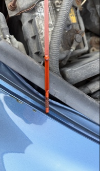2007 honda civic ex-sedan-at with 227422 miles for sale near elk-river, minnesota 106315_50_oil_dipstick.jpg