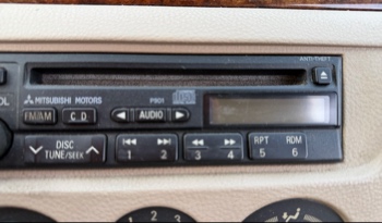 2002 mitsubishi lancer base with 166691 miles for sale near elk-river, minnesota 106319_39_radio_closeup.jpg