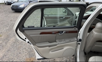 2000 cadillac deville dhs with 89472 miles for sale near elk-river, minnesota 106320_25_drv_rear_door_panel.jpg