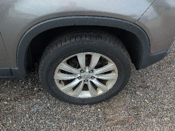 2011 kia sorento with 209211 miles for sale near elk-river, minnesota 106321_15_front_pass_wheel.jpg