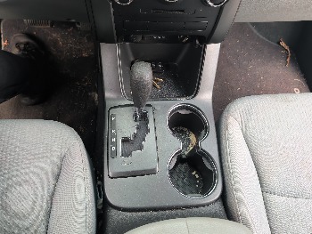 2011 kia sorento with 209211 miles for sale near elk-river, minnesota 106321_41_shifter.jpg