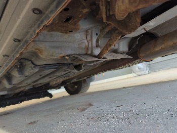 2013 nissan rogue s-2wd with 204423 miles for sale near elk-river, minnesota 106324_18_undercar_rear_drv.jpg