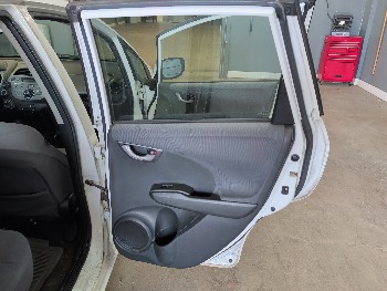 2012 honda fit 5-speed-at with 233788 miles for sale near elk-river, minnesota 106326_30_pass_rear_door_panel.jpg