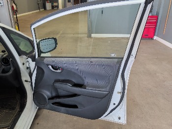 2012 honda fit 5-speed-at with 233788 miles for sale near elk-river, minnesota 106326_32_passenger_door_panel.jpg