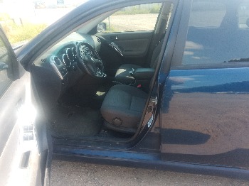 2004 toyota matrix 4wd with 192868 miles for sale near elk-river, minnesota 106327_22_driver_seat.jpg
