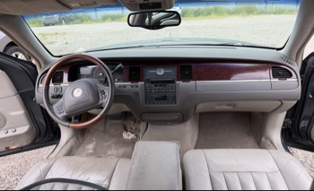 2003 lincoln town-car signature with 110292 miles for sale near elk-river, minnesota 106334_34_whole_dash.jpg