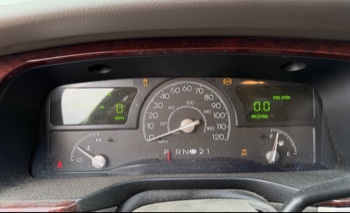2003 lincoln town-car signature with 110292 miles for sale near elk-river, minnesota 106334_43_gauge_cluster.jpg