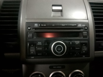 2011 nissan sentra with 198610 miles for sale near elk-river, minnesota 106335_39_radio_closeup.jpg