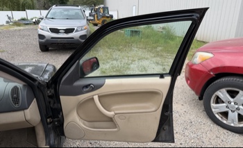 2002 saab 9-3 se-5-door with 195857 miles for sale near elk-river, minnesota 106339_32_passenger_door_panel.jpg
