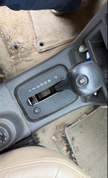 2002 saab 9-3 se-5-door with 195857 miles for sale near elk-river, minnesota 106339_41_shifter.jpg