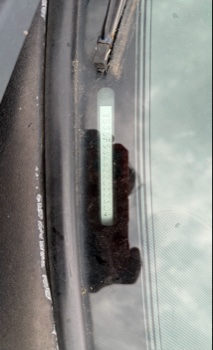 2002 saab 9-3 se-5-door with 195857 miles for sale near elk-river, minnesota 106339_48_windshield_vin_plate.jpg