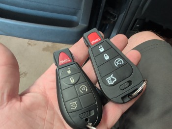 2008 jeep grand-cherokee laredo-4wd with 85427 miles for sale near elk-river, minnesota 106340_51_keys.jpg