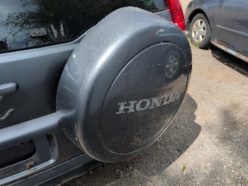 2006 honda cr-v se-4wd-at with 148394 miles for sale near elk-river, minnesota 106341_27_spare_tire.jpg