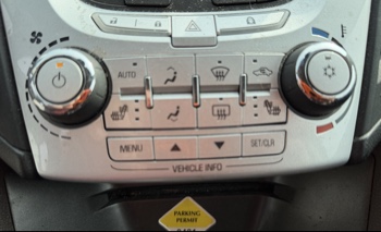 2011 chevrolet equinox 2lt-awd with 116552 miles for sale near elk-river, minnesota 106342_40_climate_control.jpg