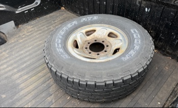 1996 dodge ram-2500 ld-reg.-cab-8-ft.-bed-4wd with 117423 miles for sale near elk-river, minnesota 106345_27_spare_tire.jpg