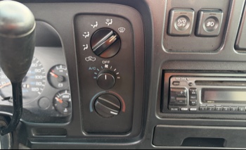 1996 dodge ram-2500 ld-reg.-cab-8-ft.-bed-4wd with 117423 miles for sale near elk-river, minnesota 106345_40_climate_control.jpg