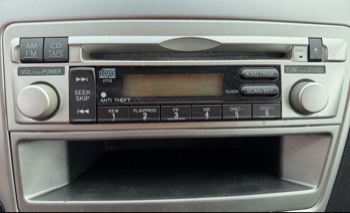 2004 honda civic si with 213892 miles for sale near elk-river, minnesota 106347_39_radio_closeup.jpg