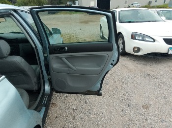 2004 volkswagen passat gls with 189333 miles for sale near elk-river, minnesota 106349_30_pass_rear_door_panel.jpg