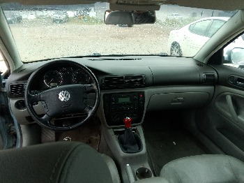 2004 volkswagen passat gls with 189333 miles for sale near elk-river, minnesota 106349_34_whole_dash.jpg