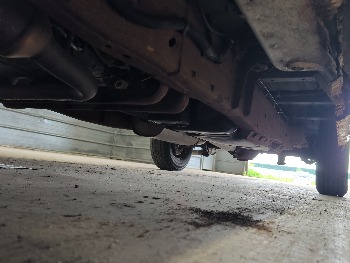 2007 chevrolet express 1500-cargo with 223985 miles for sale near elk-river, minnesota 106350_17_undercar_drv_side.jpg