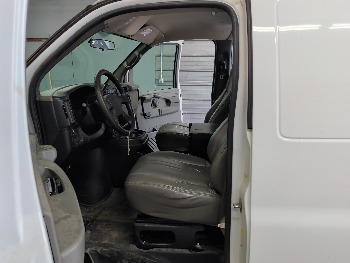 2007 chevrolet express 1500-cargo with 223985 miles for sale near elk-river, minnesota 106350_22_driver_seat.jpg