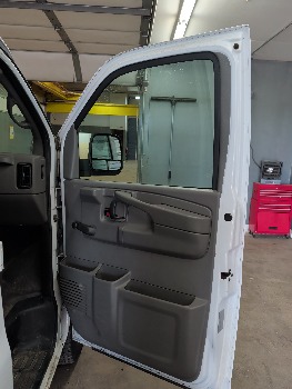 2007 chevrolet express 1500-cargo with 223985 miles for sale near elk-river, minnesota 106350_32_passenger_door_panel.jpg