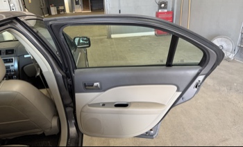 2012 ford fusion sel-awd with 208271 miles for sale near elk-river, minnesota 106354_29_third_row_seat.jpg