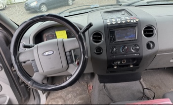 2004 ford f-150 xlt-supercab-5.5-ft-box-2wd with 192068 miles for sale near elk-river, minnesota 106357_33_dash_from_driver.jpg