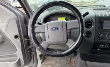 2004 ford f-150 xlt-supercab-5.5-ft-box-2wd with 192068 miles for sale near elk-river, minnesota 106357_36_steering_wheel.jpg