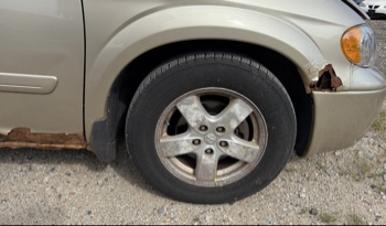 2007 dodge grand-caravan sxt with 141064 miles for sale near elk-river, minnesota 106358_15_front_pass_wheel.jpg