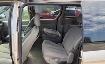 2007 dodge grand-caravan sxt with 141064 miles for sale near elk-river, minnesota 106358_24_drv_rear_seat.jpg
