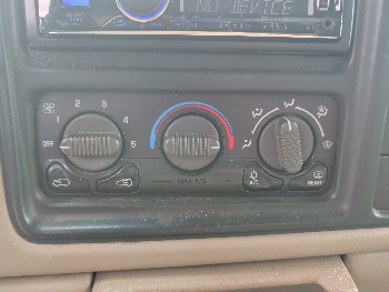 2002 chevrolet silverado-2500hd lt-ext.-cab-short-bed-4wd with 183890 miles for sale near elk-river, minnesota 106360_40_climate_control.jpg