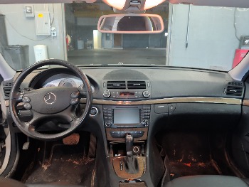 2008 mercedes-benz e-class e350-luxury with 81172 miles for sale near elk-river, minnesota 106365_34_whole_dash.jpg