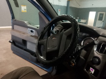2009 ford f-150 with 94487 miles for sale near elk-river, minnesota 106366_36_steering_wheel.jpg