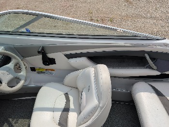 2000 four-winns 180-horizon for sale near elk-river, minnesota 106369_23_driver_door_panel.jpg