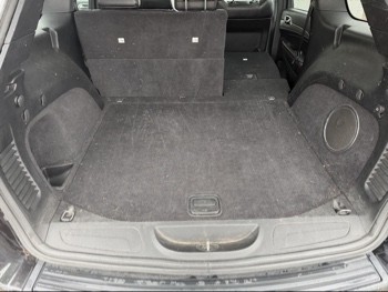 2013 jeep grand-cherokee laredo-4wd with 134157 miles for sale near elk-river, minnesota 106371_26_trunk.jpg