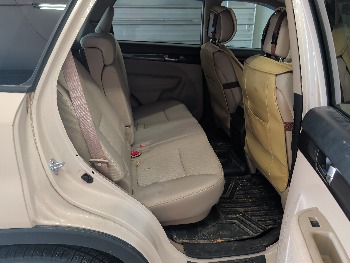 2011 kia sorento lx-4wd with 201883 miles for sale near elk-river, minnesota 106372_28_pass_rear_seat.jpg