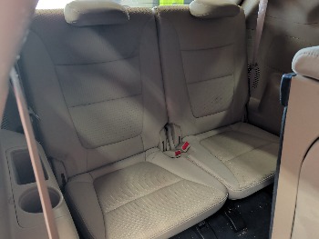 2011 kia sorento lx-4wd with 201883 miles for sale near elk-river, minnesota 106372_29_third_row_seat.jpg