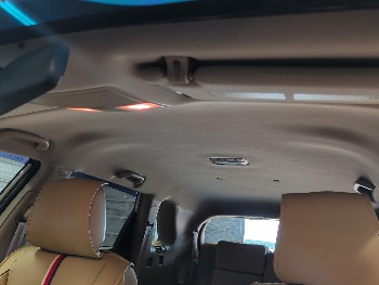 2011 kia sorento lx-4wd with 201883 miles for sale near elk-river, minnesota 106372_35_headliner_sunroof.jpg