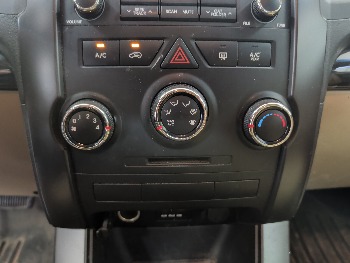 2011 kia sorento lx-4wd with 201883 miles for sale near elk-river, minnesota 106372_40_climate_control.jpg