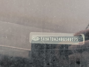 2011 kia sorento lx-4wd with 201883 miles for sale near elk-river, minnesota 106372_48_windshield_vin_plate.jpg