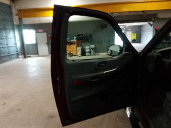 2003 ford f-150 xl-supercab-4wd with 200745 miles for sale near elk-river, minnesota 106377_23_driver_door_panel.jpg