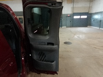 2003 ford f-150 xl-supercab-4wd with 200745 miles for sale near elk-river, minnesota 106377_25_drv_rear_door_panel.jpg