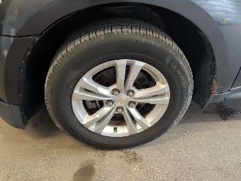2016 chevrolet equinox ls-awd with 71230 miles for sale near elk-river, minnesota 106382_12_drv_front_wheel.jpg