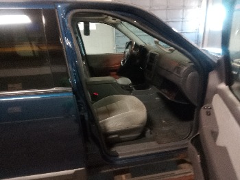 2005 ford explorer xlt-4.6l-4wd with 245386 miles for sale near elk-river, minnesota 106390_31_passenger_seat.jpg