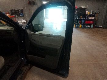 2005 ford explorer xlt-4.6l-4wd with 245386 miles for sale near elk-river, minnesota 106390_32_passenger_door_panel.jpg