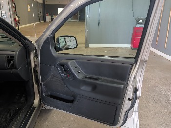 2003 jeep grand-cherokee laredo-4wd with 126243 miles for sale near elk-river, minnesota 106393_32_passenger_door_panel.jpg